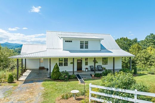 Casa Unifamiliare a Clyde, Haywood County