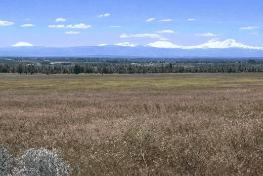 Land in Powell Butte, Crook County