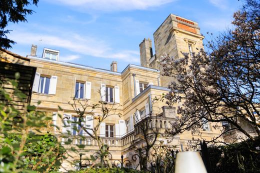 Casa Unifamiliare a Bordeaux, Gironda