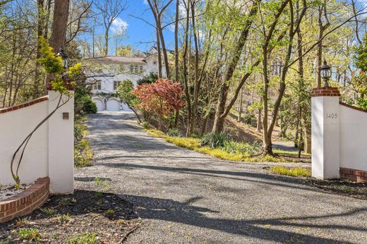 Detached House for sale in Alexandria