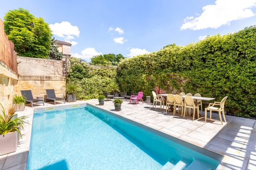 Detached House in Bordeaux, Gironde