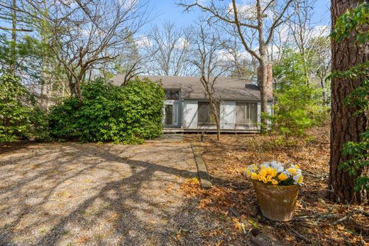 Detached House in New Seabury, Barnstable County