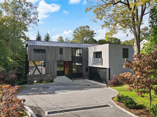 Detached House in Irvington, Westchester County