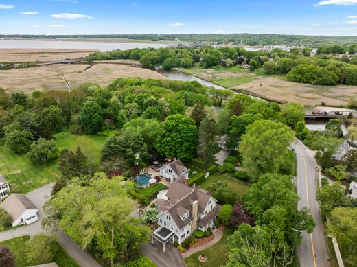 Detached House in Old Lyme, New London County