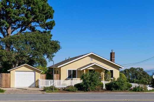 Detached House in Pacific Grove, Monterey County