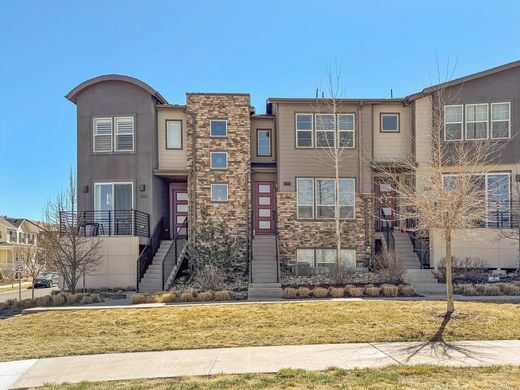 Townhouse in Castle Rock, Douglas County