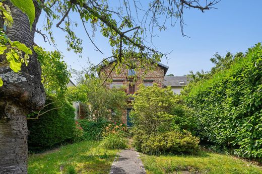 Casa Unifamiliare a Sèvres, Hauts-de-Seine