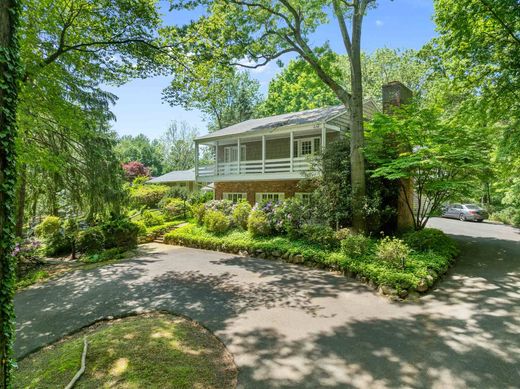 Detached House in Cresskill, Bergen County