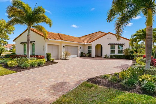 Detached House in Naples, Collier County