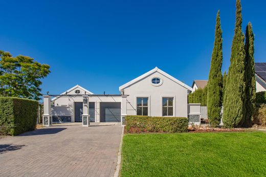 Casa Unifamiliare a Franschhoek, Cape Winelands District Municipality