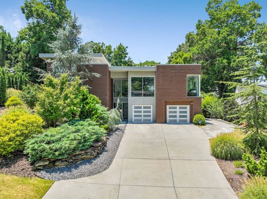 Detached House in Atlanta, Fulton County