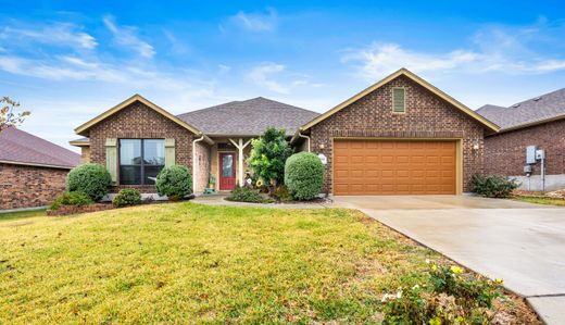 Detached House in New Braunfels, Comal County