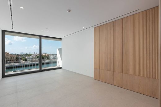 Apartment / Etagenwohnung in Dubai