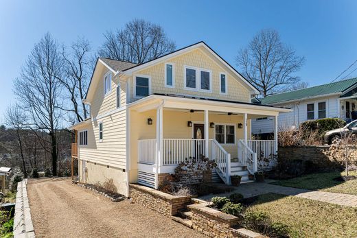 Vrijstaand huis in Brevard, Transylvania County