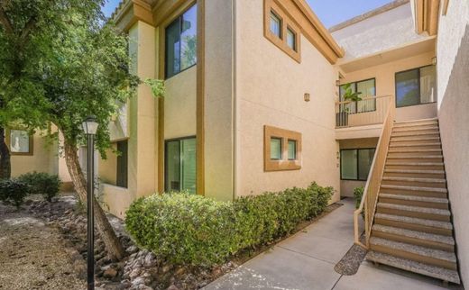 Apartment in Tucson, Pima County