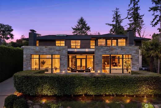 Detached House in Bellevue, King County