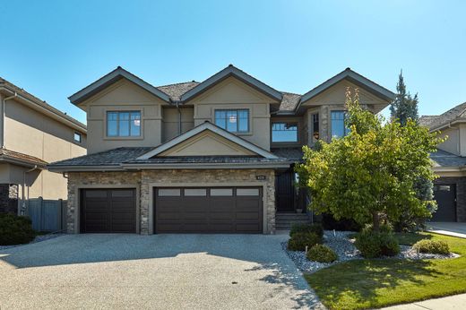 Detached House in Edmonton, Alberta
