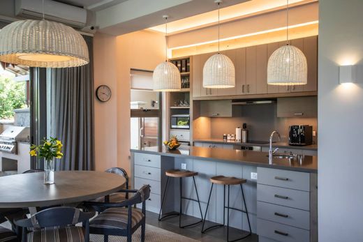 Willa w Bel Ombre, Savanne District