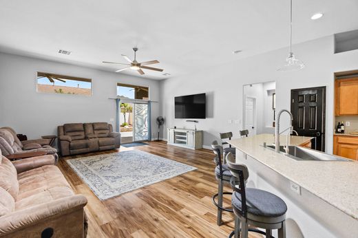 Detached House in North Las Vegas, Clark County