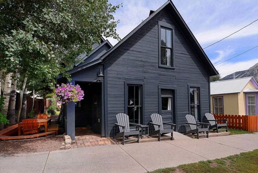 Luxury home in Crested Butte, Gunnison County