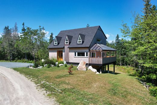 Vrijstaand huis in Hunts Point, Nova Scotia