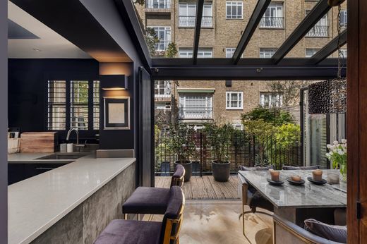 타운 하우스 / 런던, Greater London