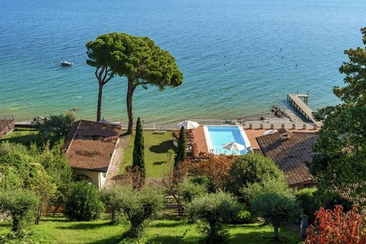 Villa in Padenghe sul Garda, Provincia di Brescia