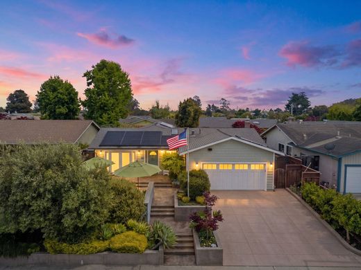 Detached House in Santa Cruz, Santa Cruz County