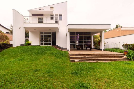 Detached House in Barueri, São Paulo