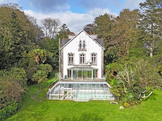 Vrijstaand huis in Guipavas, Finistère