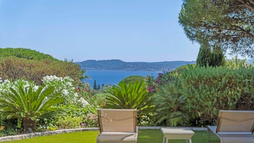 빌라 / Sainte-Maxime, Var