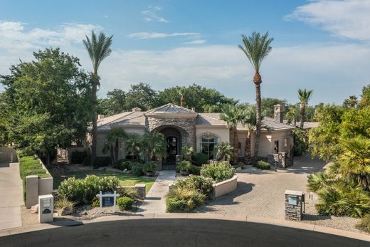 Detached House in Paradise Valley, Maricopa County