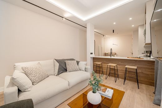 Apartment / Etagenwohnung in Madrid, Provinz Madrid