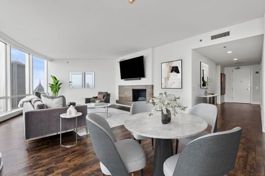 Apartment in Chicago, Cook County