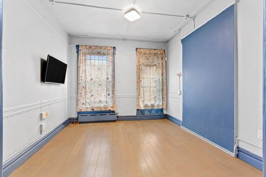 Luxury home in New York