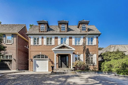 Detached House in Toronto, Ontario