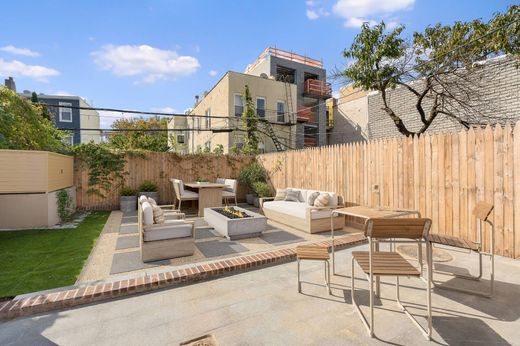 Apartment in Brooklyn, Kings County