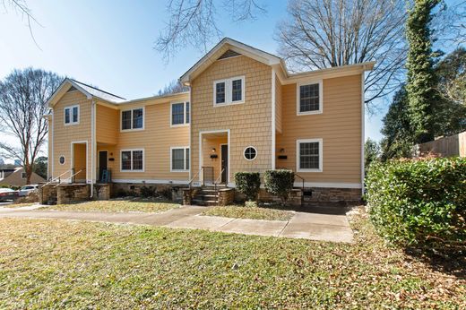 Apartment / Etagenwohnung in Raleigh, Wake County