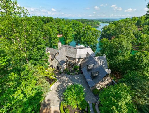 Detached House for sale in Six Mile