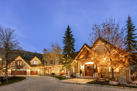 Casa Unifamiliare a Bountiful, Davis County