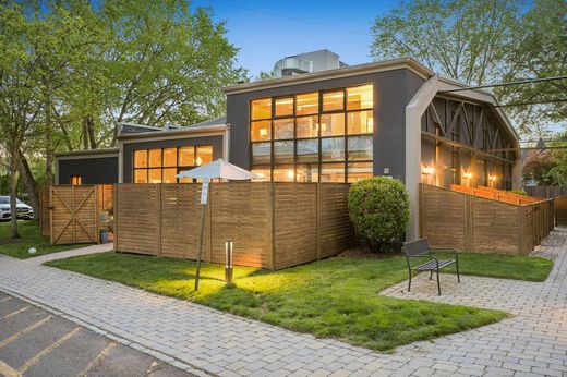Apartment in Montclair, Essex County