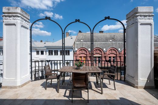 아파트 / Budapest