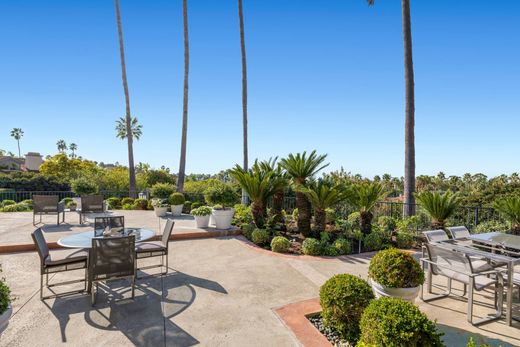 Apartment in Newport Beach, Orange County