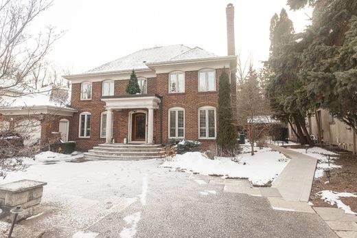 Detached House in Mississauga, Ontario