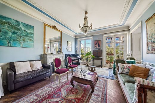 Apartment in Neuilly-sur-Seine, Hauts-de-Seine