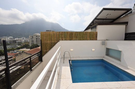 دوبلكس ﻓﻲ ريو دي جانيرو, Rio de Janeiro