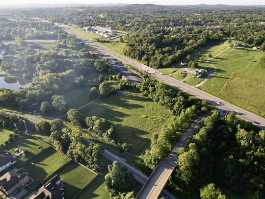 Land in Lebanon, Wilson County