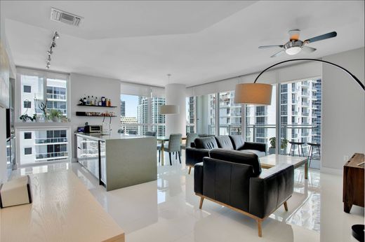 Piso / Apartamento en Miami, Miami-Dade County