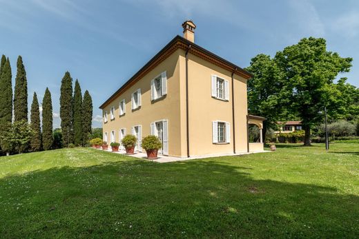 Villa a Lazise, Verona