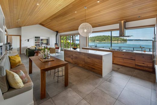 Detached House in Friday Harbor, San Juan County